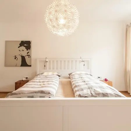 Wohnen An Der Juliuspromenade Main Apartment Wurzburg